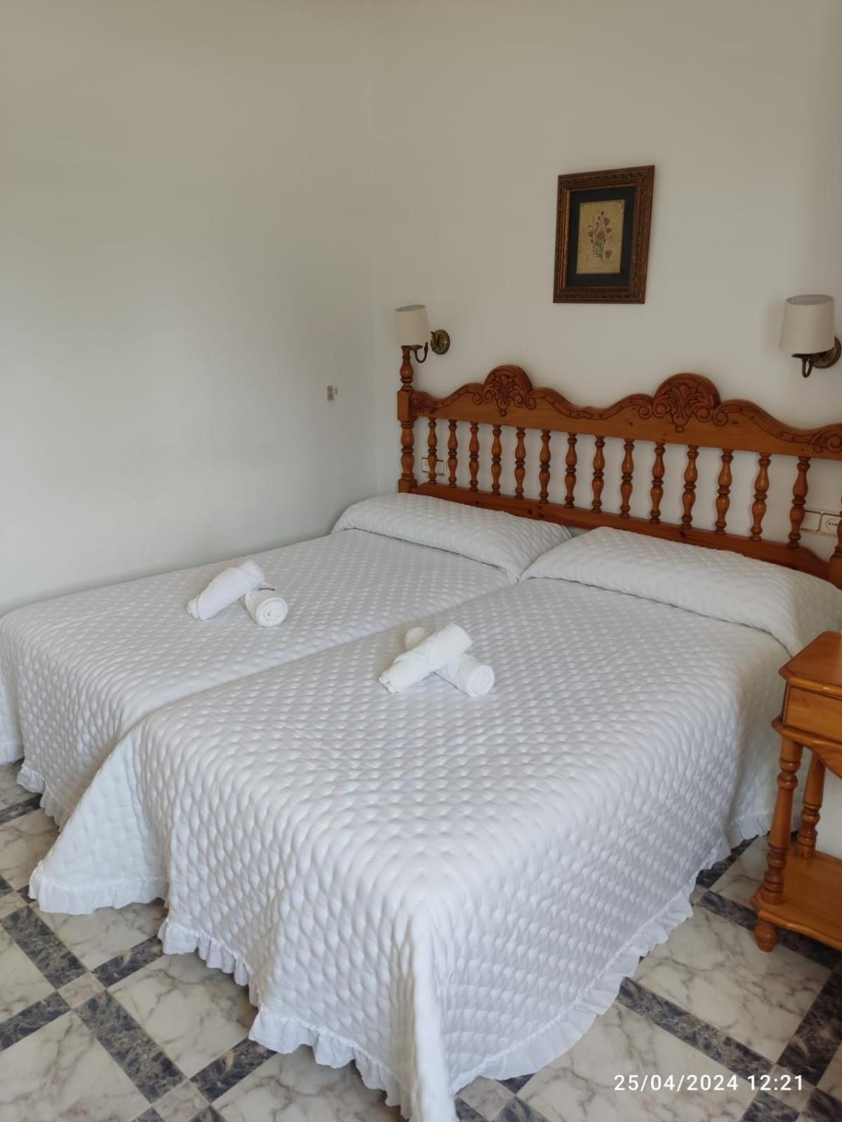 Hostal Quinto Pino Chipiona Exterior foto